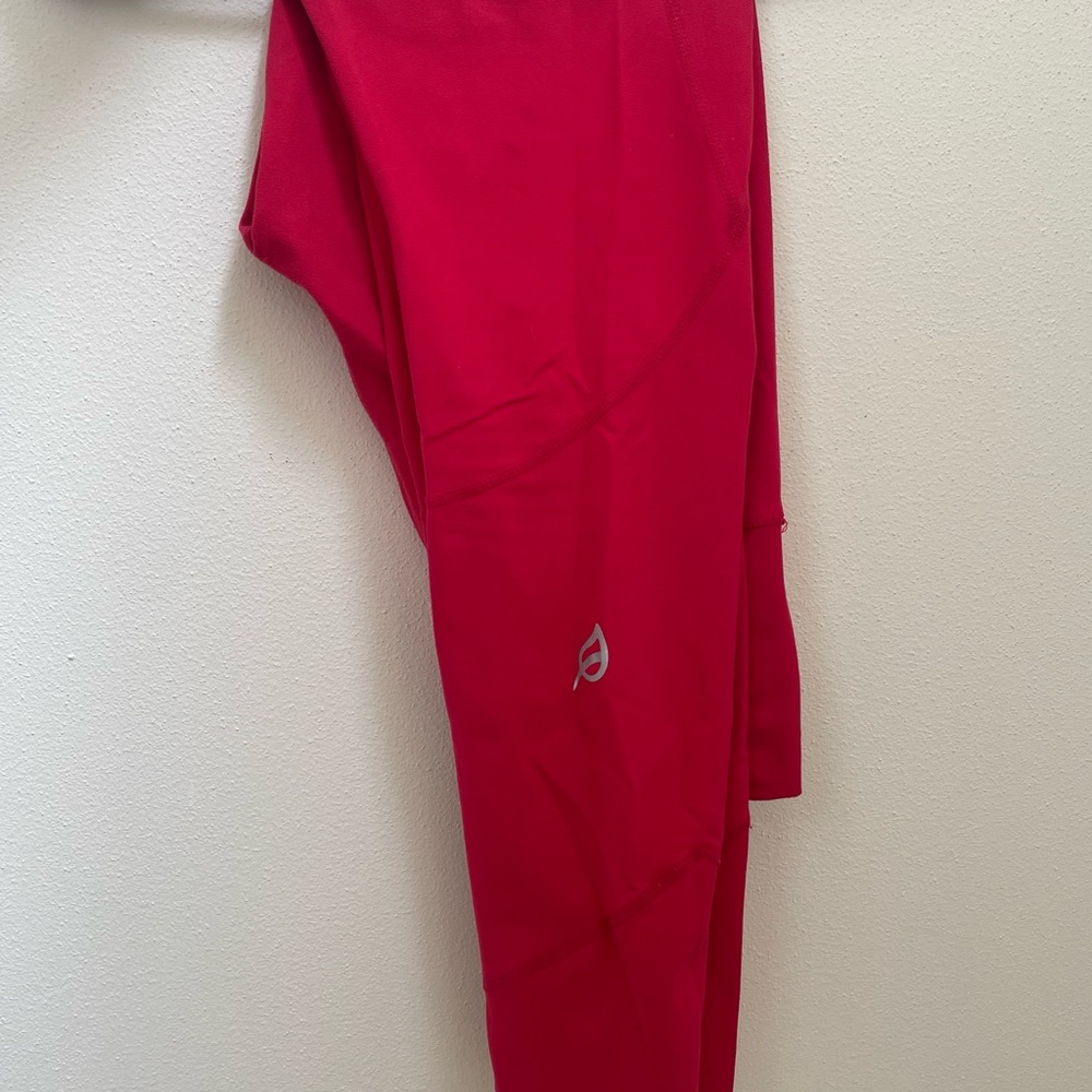 P’tula red leggings